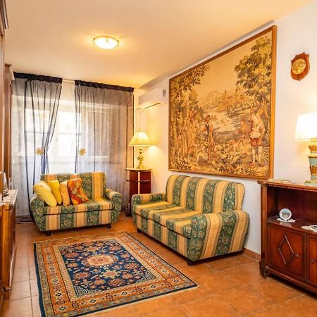 House Stephanotus Catania-Fontanarossai nemzetközi repülőtér Kültér fotó
